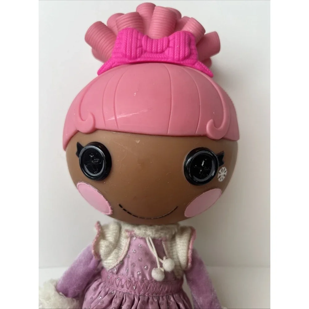 Lalaloopsy Swirly Figure Eight 13